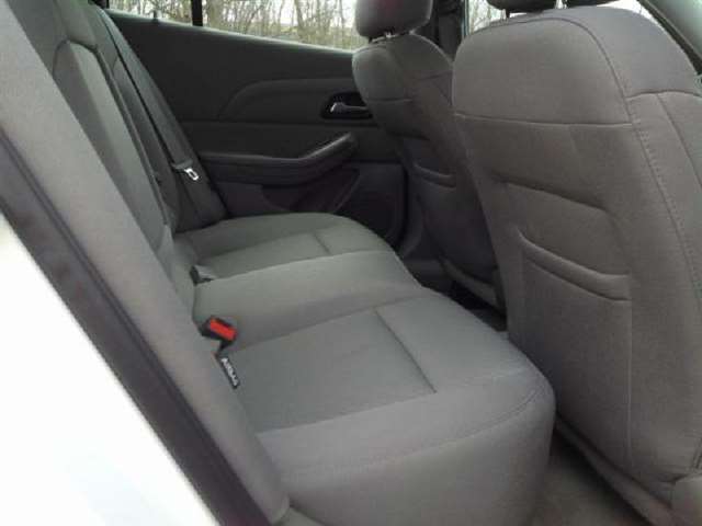 Chevrolet Malibu 2015 photo 14